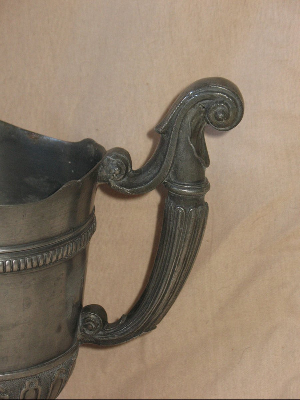 Pair of pewter hanaps from the early 20th century in Renaissance style