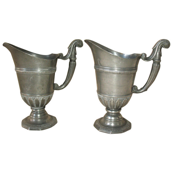 Pair of pewter hanaps from the early 20th century in Renaissance style