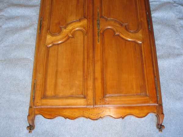 Cherry woodwork with 2 doors 19th century Louis XV style