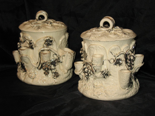 Pair of tobacco pipe jars in Langeais earthenware with grapes decoration signed 19th century