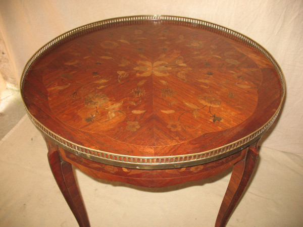 Table bouillotte in marquetry of Louis XV style