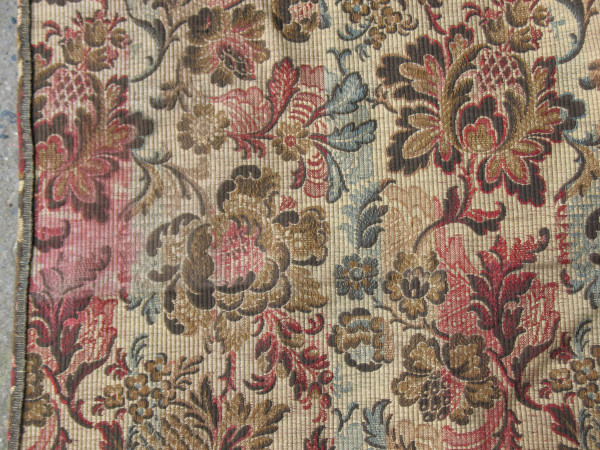 Paire de rideaux tentures portières en tissé Jacquard  motif floral style Louis XIII  fin 19ème