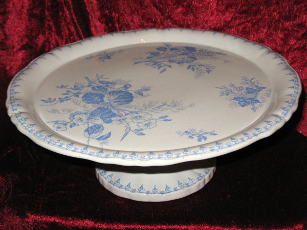 Sarreguemines earthenware table service, 19th century decor