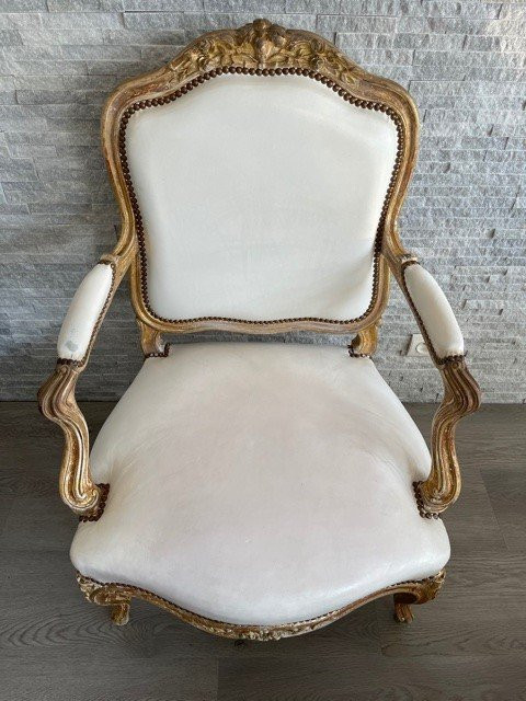 Louis XV White Leather Armchair Golden Wood XIX