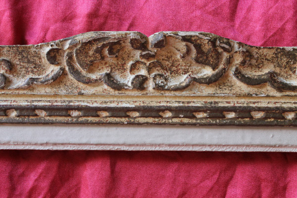 Large Montparnasse frame in carved wood 120 x 69 cm