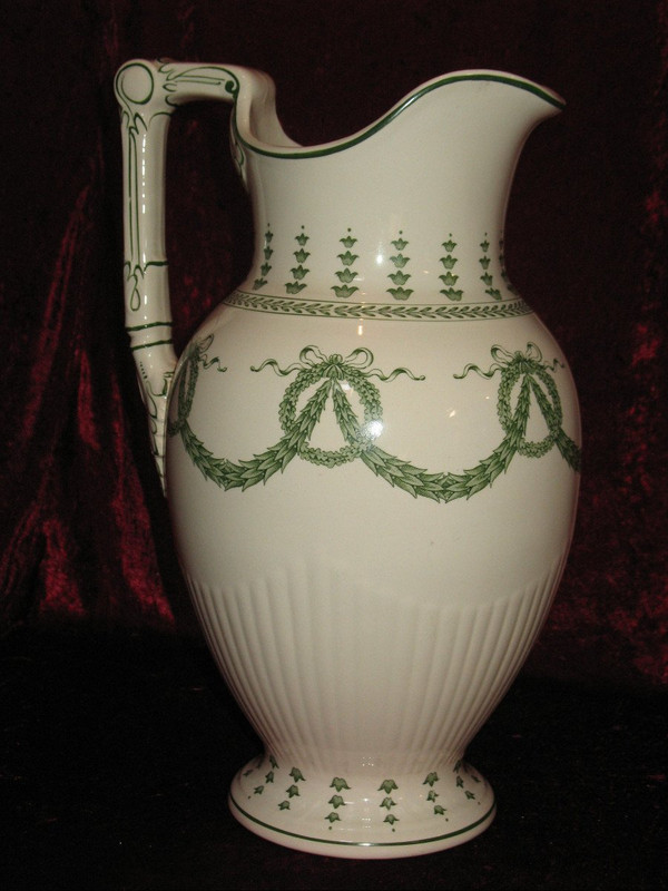 Sarreguemines earthenware toilet service, 19th century Louis XVI style, laurel decoration