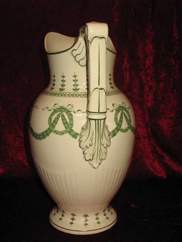 Sarreguemines earthenware toilet service, 19th century Louis XVI style, laurel decoration