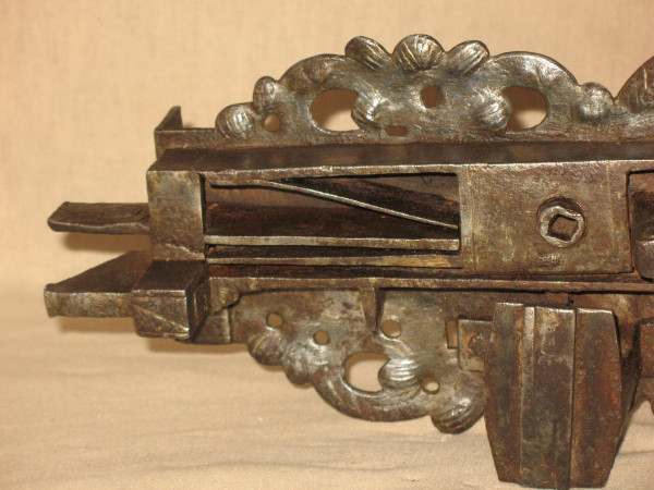 Strong wrought iron lock with its handle and key 17th century