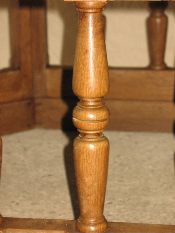 Paneling element octagonal oak table leg in Louis XIII style 19th century