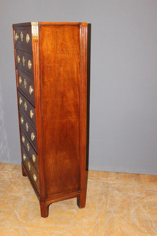 Semainier Louis XVI in late 18th century mahogany