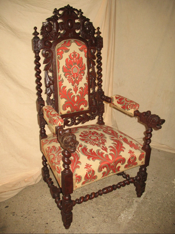 Suite of 6 Renaissance style seats in carved oak from the 19th century