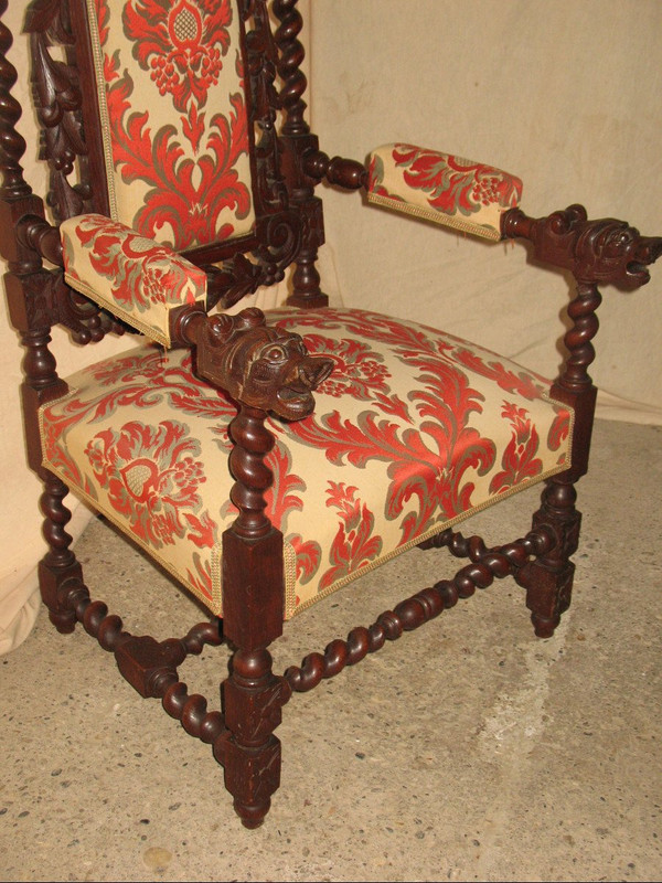 Suite of 6 Renaissance style seats in carved oak from the 19th century