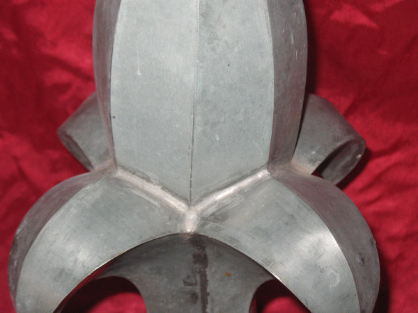 Ridge finial - zinc weathervane with fleur-de-lis decoration