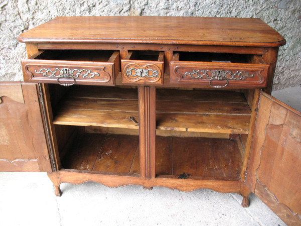 Regency period sideboard with 2 doors and 3 drawers Origin Saintonge 18th century