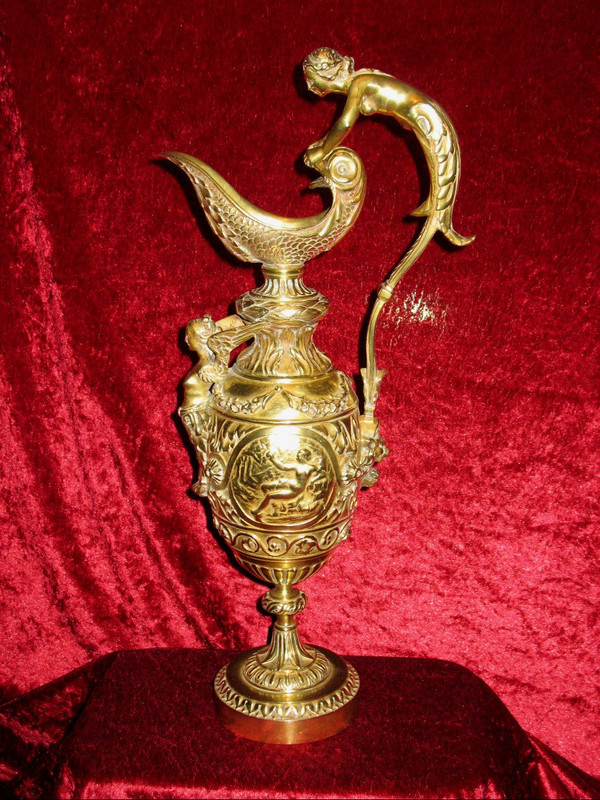 Bronze ewer in the Louis XVI style with Amphitrite decoration, 19th century