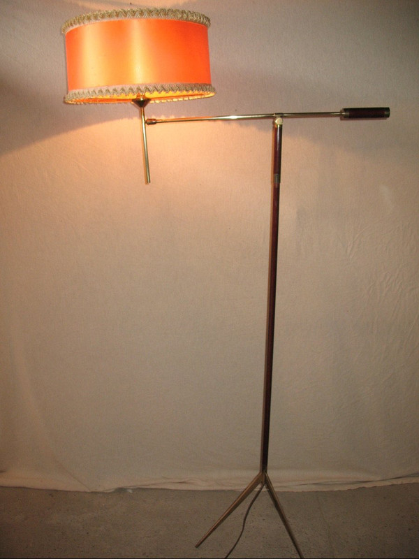 Tripod floor lamp or reading light with pendulum Lunel edition circa 1950