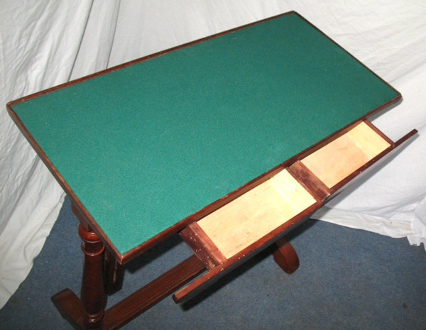 Table à système ou table volante, ordonnancier en acajou de A. Feret  époque 19ème