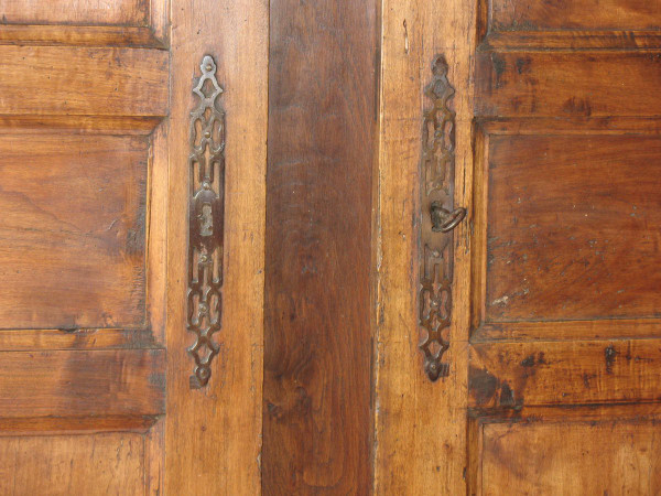 Chestnut woodwork with 2 doors and frame Origin Périgord 19th century