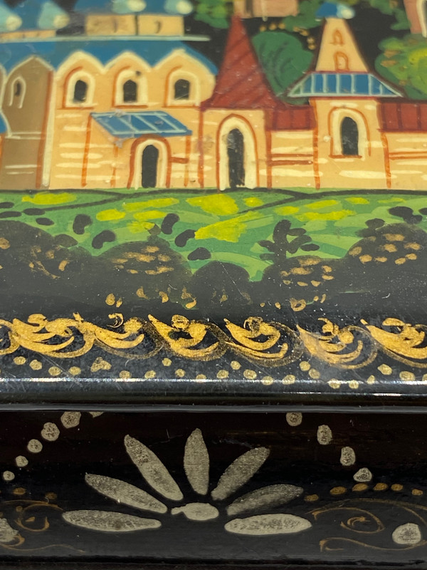 RUSSIAN PAINTED BOX