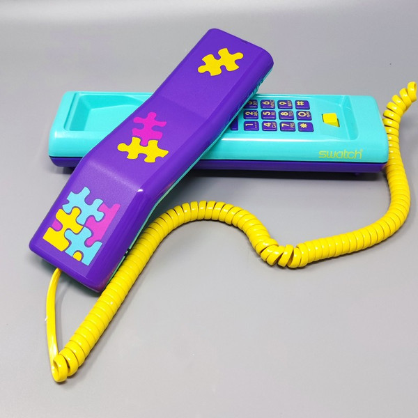 1980 Magnifique Swatch Twin Phone "Puzzle" avec la boîte d'origine. Style de Memphis