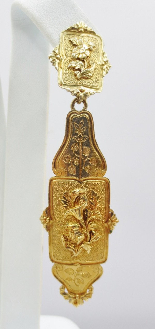 Earrings, gold, circa 1830.