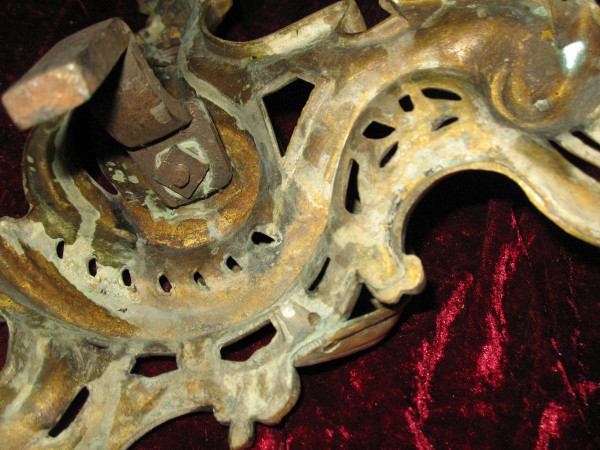 Bronze mantel from the 19th century in the Louis XV style