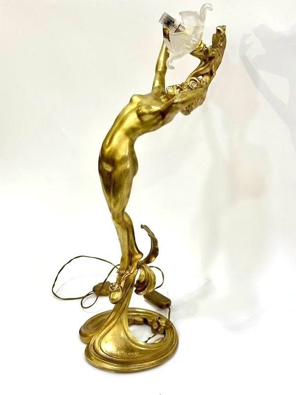 Lampe En Bronze  " Nymphe Art Nouveau"