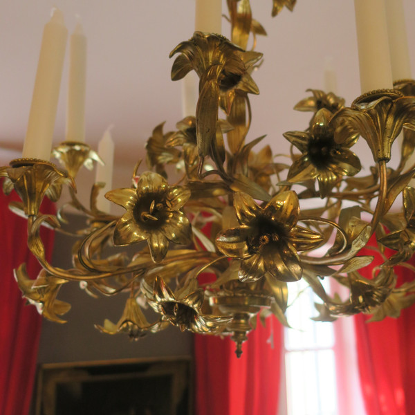 Ten candle chandelier