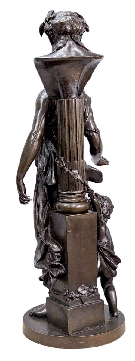 Gruppo in bronzo di giovane ragazza e satiro di Clodion (1738-1814) Scultura in bronzo con patina marrone