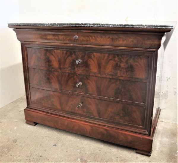 Louis Philippe Mahogany Chest Of Drawers