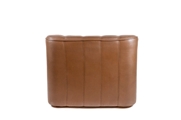 Leather armchair and ottoman, 1970s, LS48011051