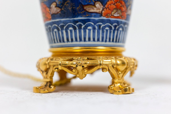 Coppia di lampade Imari in porcellana e bronzo dorato, 1880 circa, Ls4547631