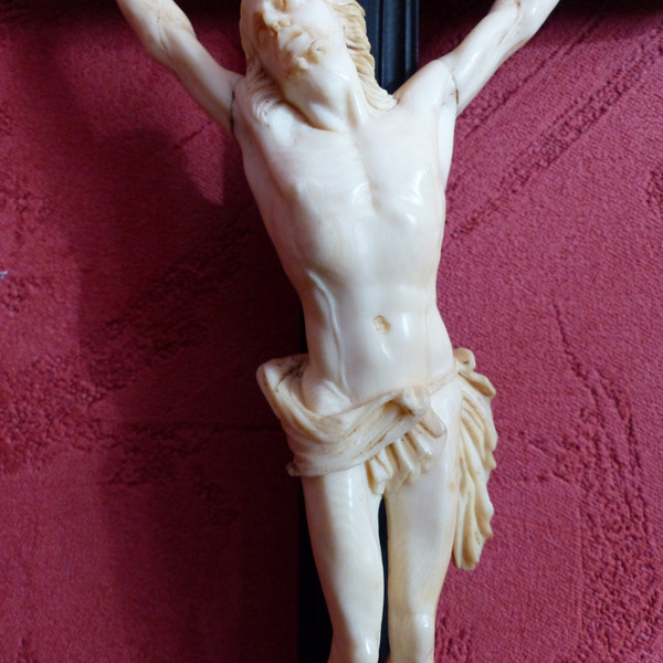 Crucifix with ebony cross and beautiful carved Christ 19th