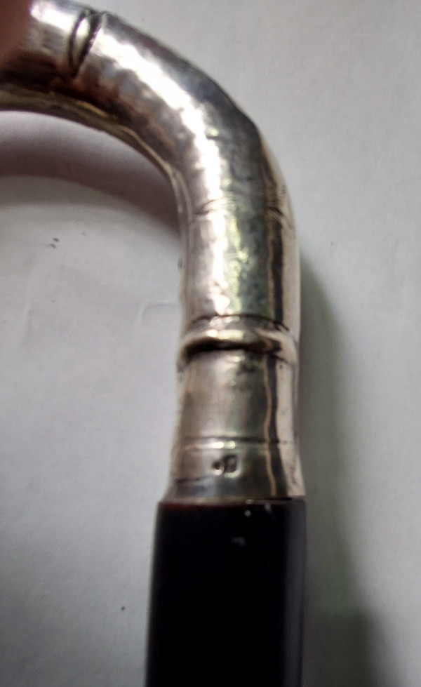 Walking stick with silver knob in the shape of a panther head, early 20th century, 90 cm long