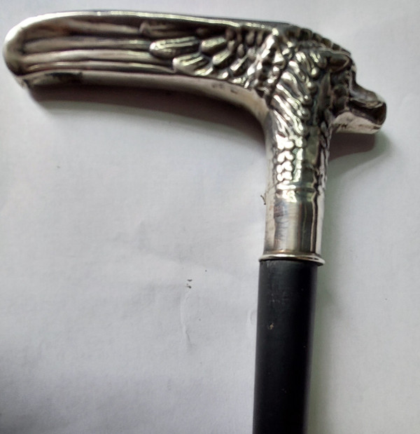 Walking stick with silver knob in the shape of an eagle head, early 20th century, 90 cm long