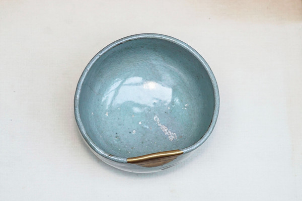 Tea Ceremony Bowl - Japan - Chawan - 17th Century - Kintsugi (Gold Repair)