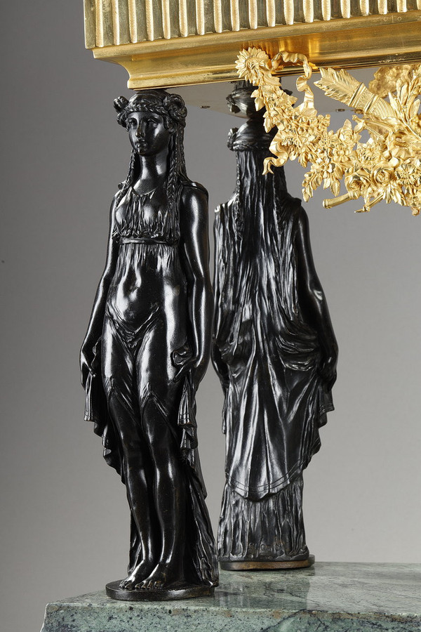  Bronze and sea-green marble table planter with caryatids, Empire style, 19th century