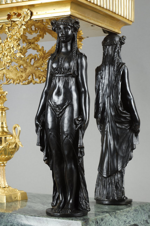  Bronze and sea-green marble table planter with caryatids, Empire style, 19th century