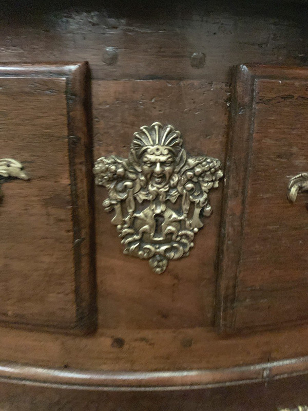 Provincial Commode In Solid Walnut XVIII Century