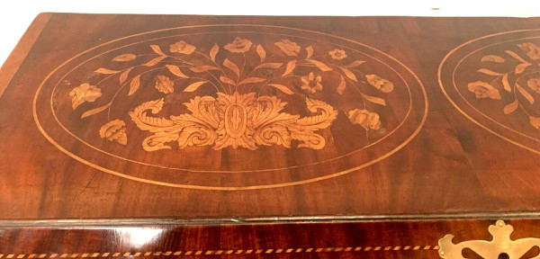 Scriban Commode In Dutch Marquetry XVIII Century