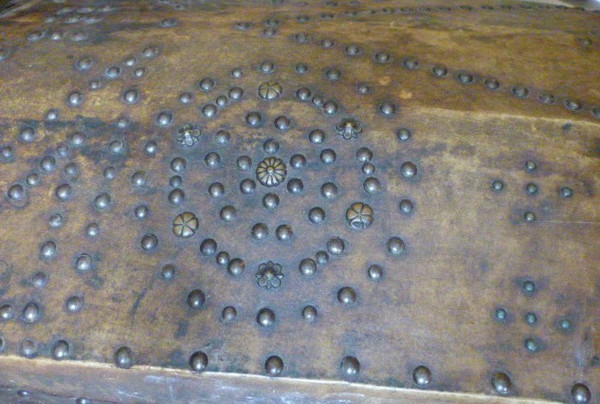 Old Gothic style travel chest in wood and studded leather, late 18th century