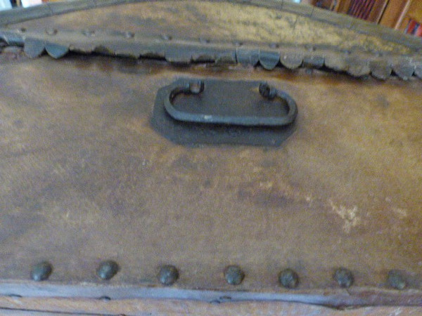 Old Gothic style travel chest in wood and studded leather, late 18th century