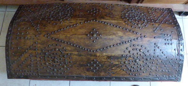 Old Gothic style travel chest in wood and studded leather, late 18th century