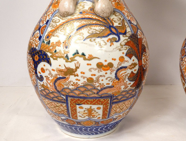 Paire Grands Vases Porcelaine Imari Japon Dragon Phoenix Dorure XIXè Siècle