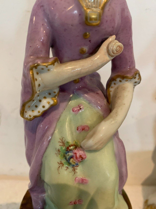 Paire De Tulipiers En Porcelaine Polychrome XX Siècle