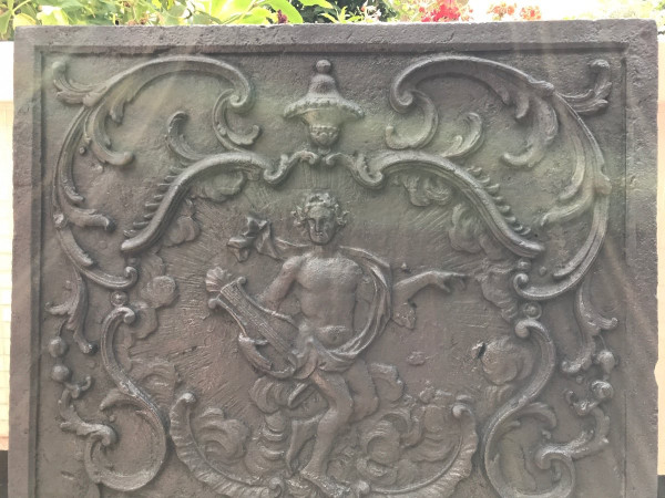 Large 18th century cast iron fireback