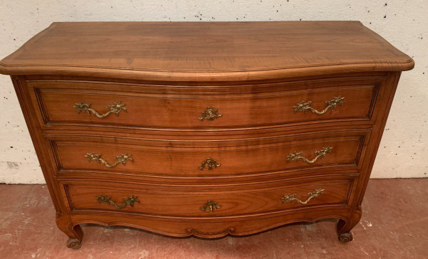 Chest Of Drawers With Curved Facade In Provençal Style XVIII Century