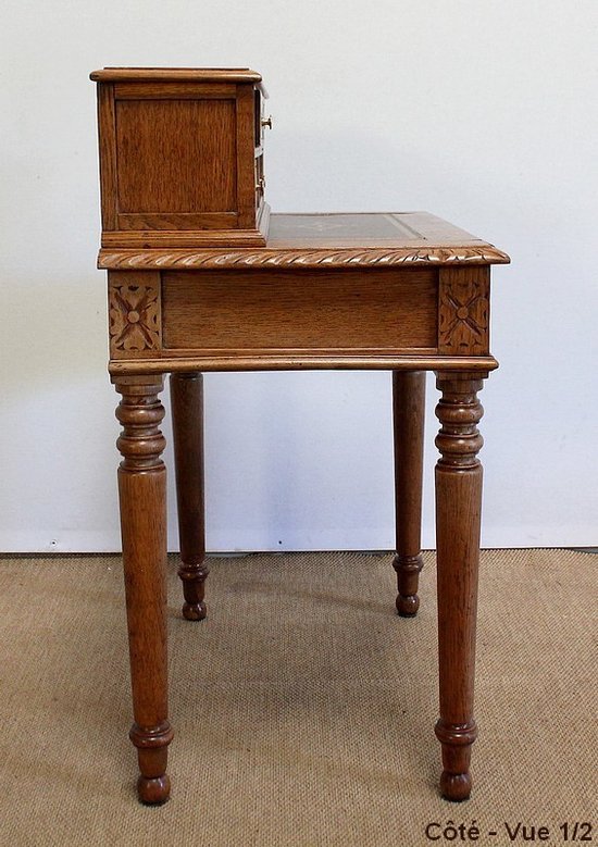 Rare small stepped children's desk in solid oak - late 19th century