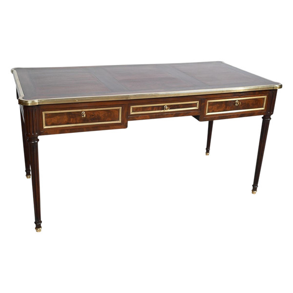 Mahogany flat desk, Louis XVI style - 1st Part of the XIXth century