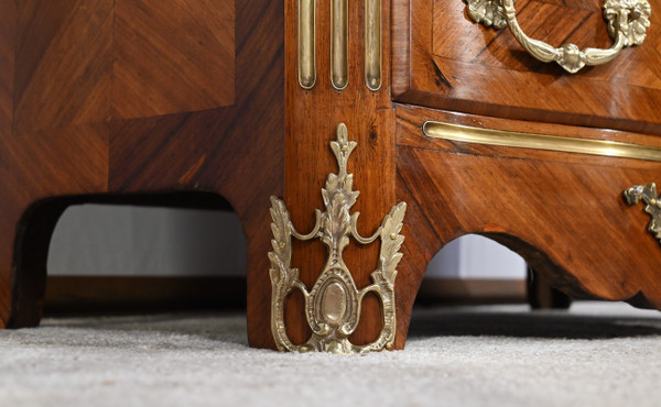 Small Violet and Rosewood Tombeaux Chest of Drawers, Louis XIV style - 2nd half of the 19th century